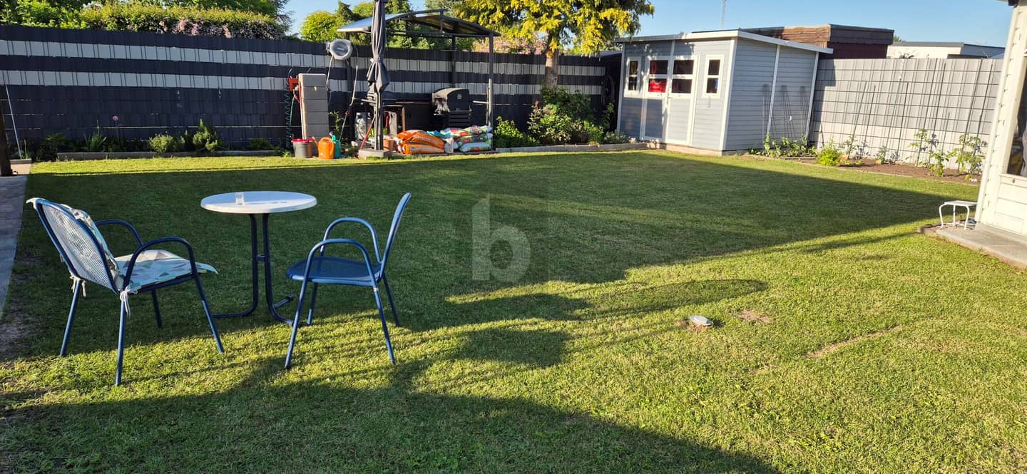 Gartenparadies mit Pool und Außenküche Wohnung