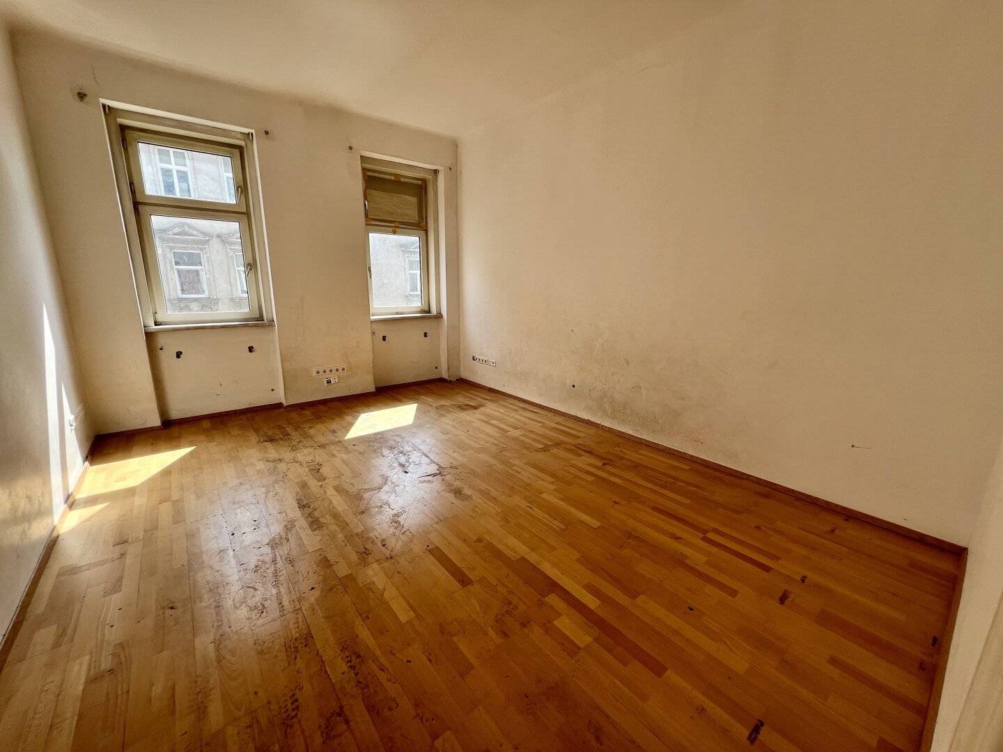 2,5 Zimmer - WG-Hit mit Balkonmöglichkeit in 1160 Wien - Airbnb-Möglich!