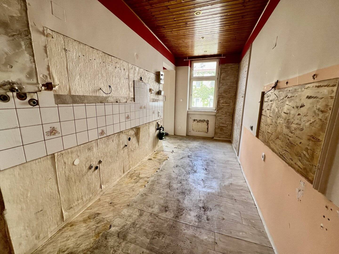 2,5 Zimmer - WG-Hit mit Balkonmöglichkeit in 1160 Wien - Airbnb-Möglich!
