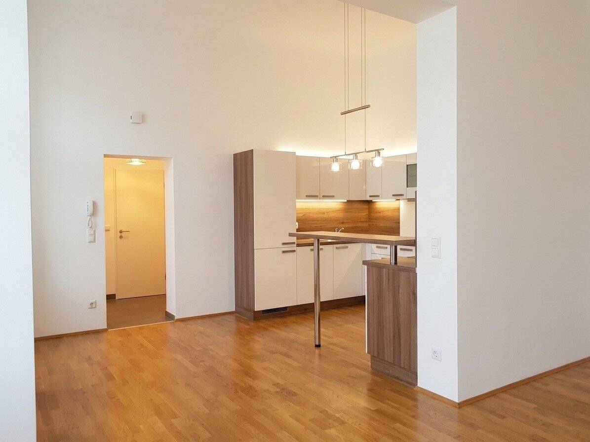 Südtirolerplatz an der MUR charmante 3ZI im schönen Altbau