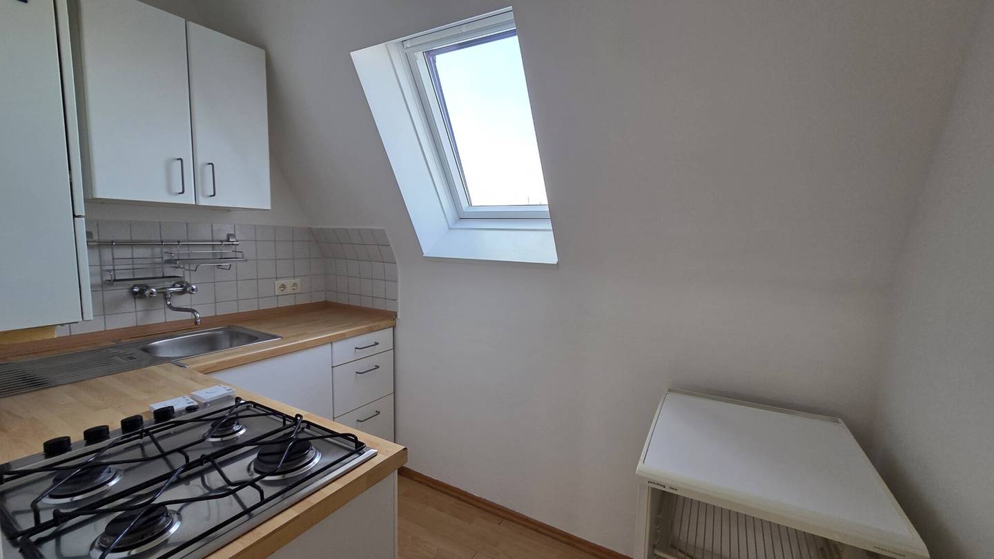 Sporty Apartment - S-Bahn Liesing - Quick everywhere - 3rd floor without elevator