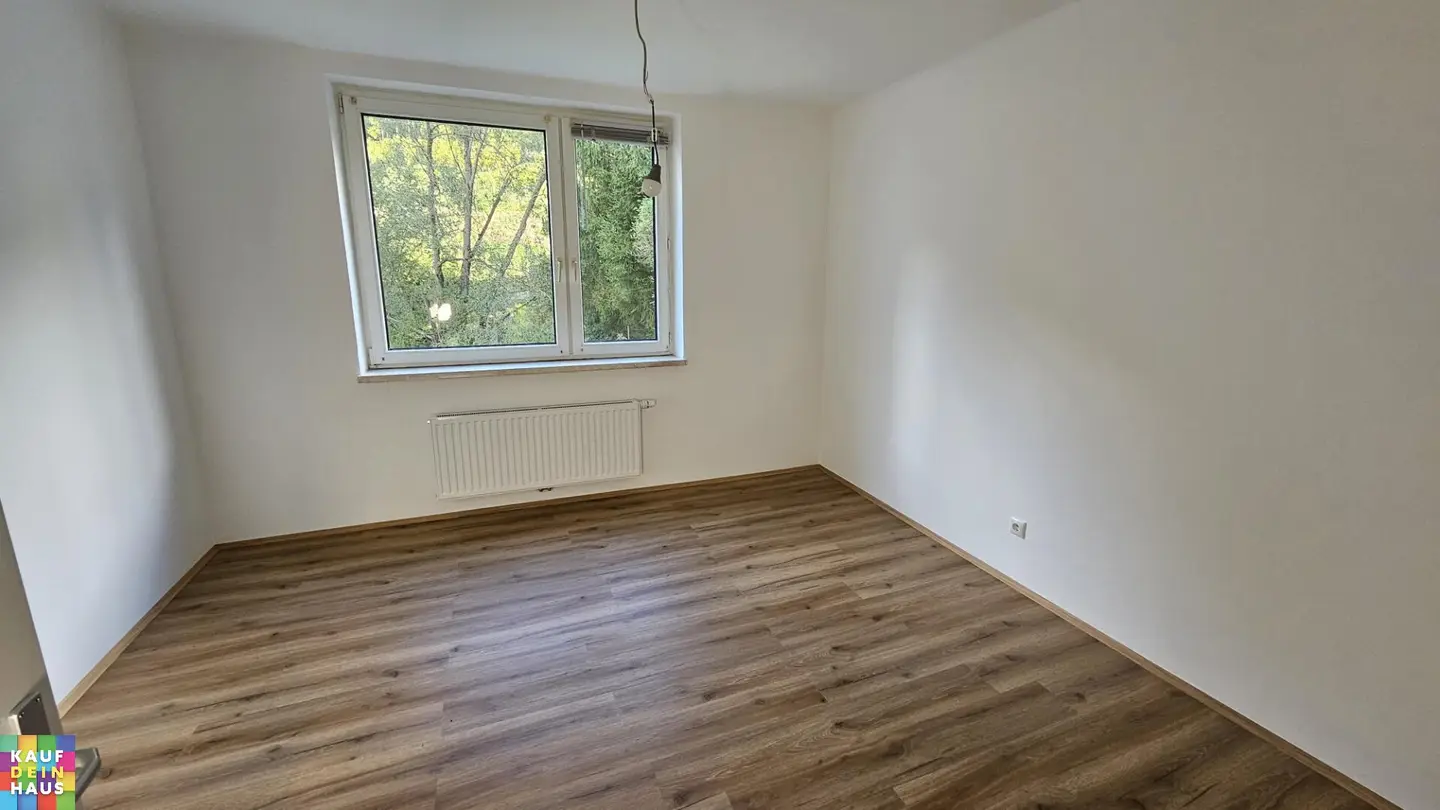 ERSTBEZUG NACH SANIERUNG! AKTION 2 MONATE MIETFREI!