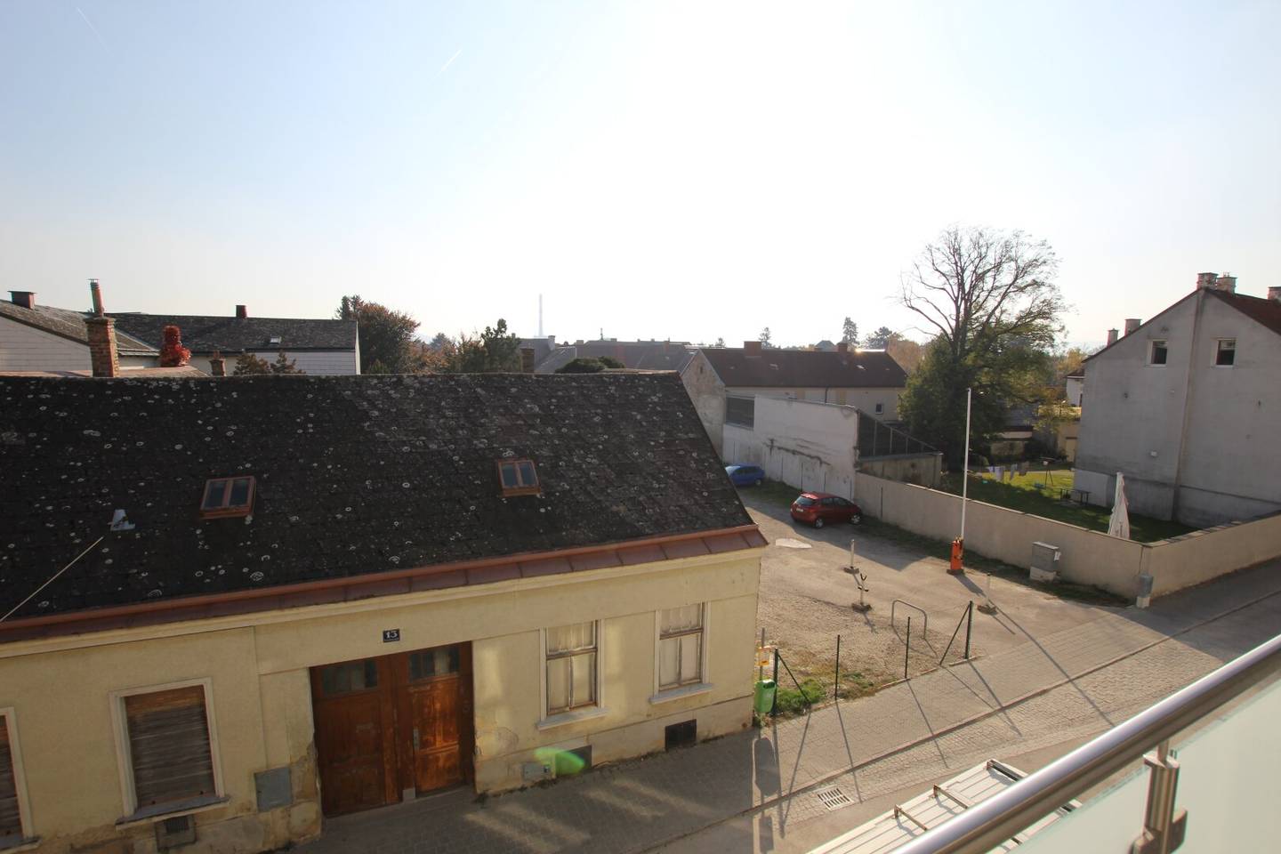 Cooling, Walk-in shower, EWE kitchen, Beautiful loggia, Oak parquet, Built in 2021, Quiet location Korneuburg centre