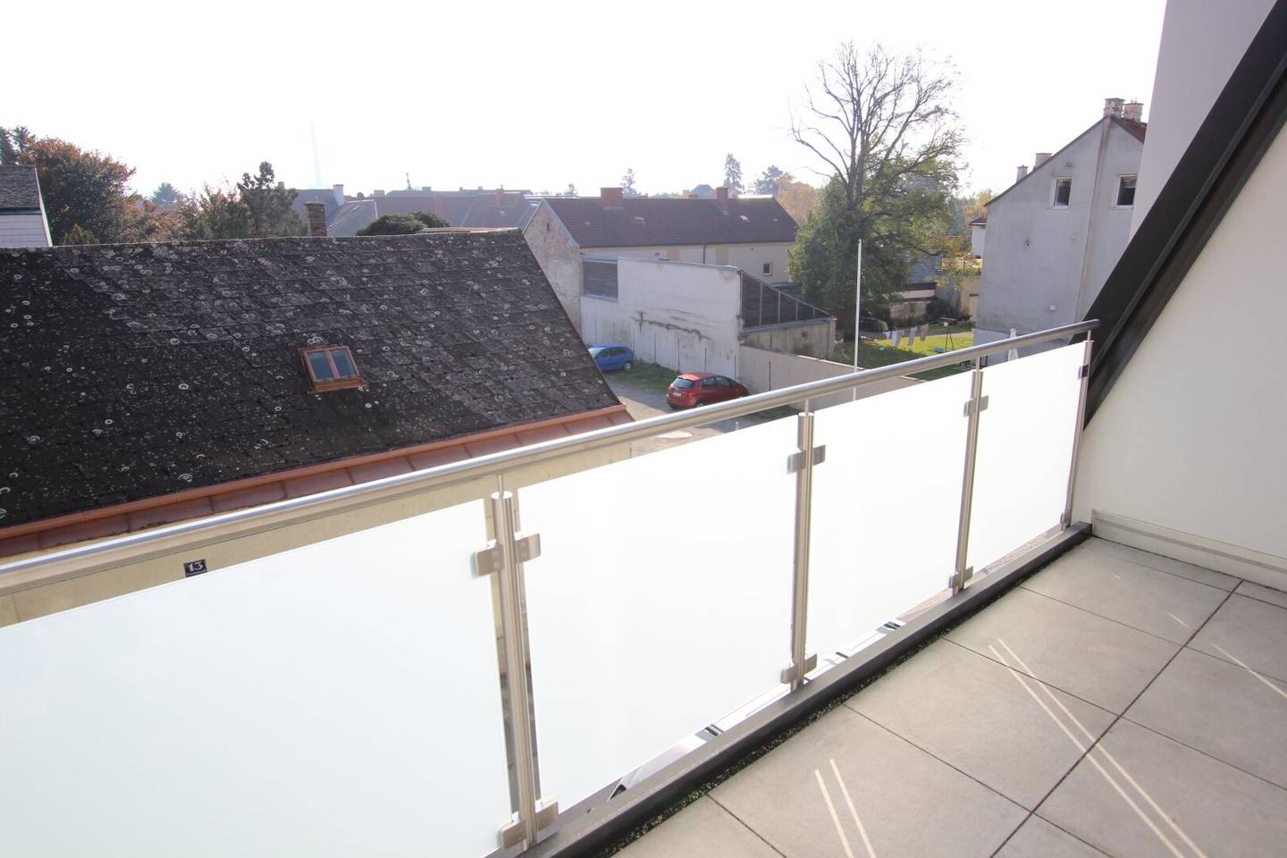 Cooling, Walk-in shower, EWE kitchen, Beautiful loggia, Oak parquet, Built in 2021, Quiet location Korneuburg centre