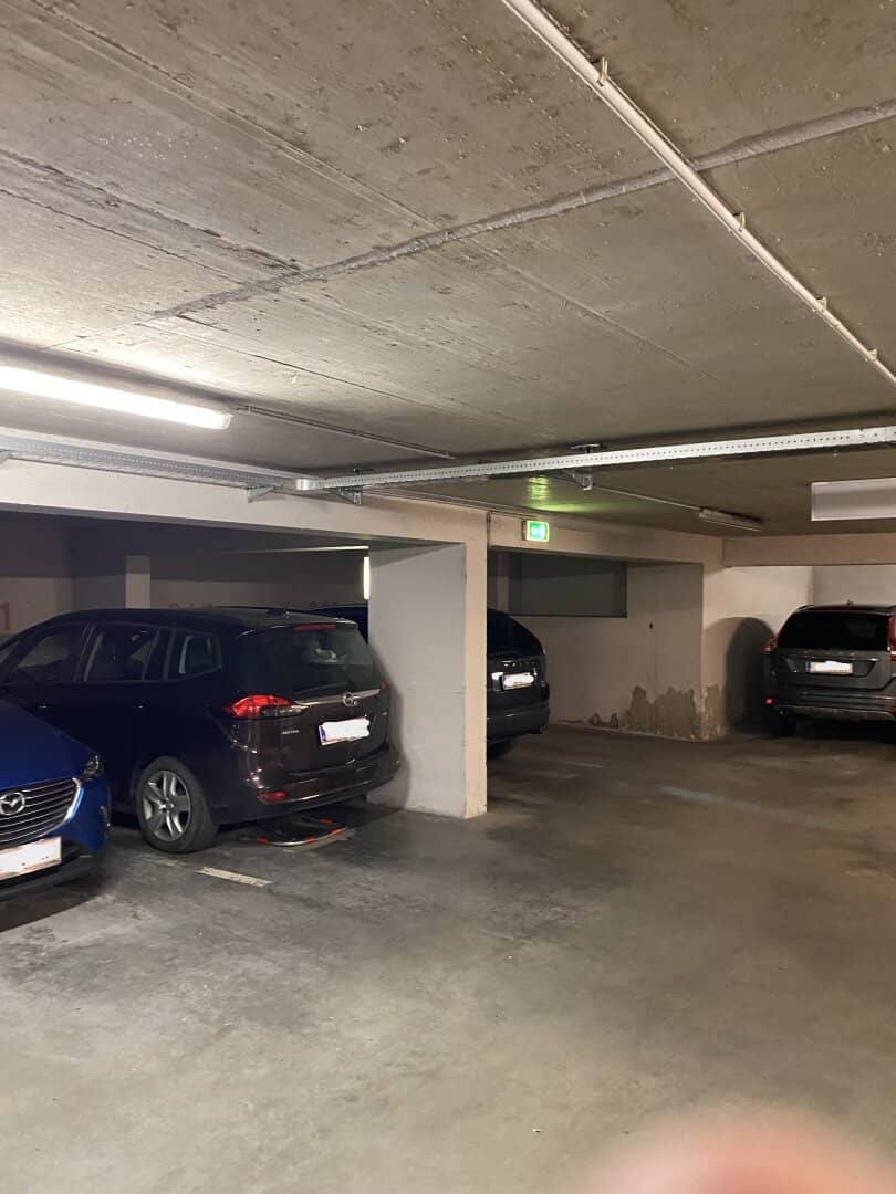Sicheres Parken in Graz - Miete jetzt eine Garage in zentraler Lage ab € 149,00 neben TU-Graz!