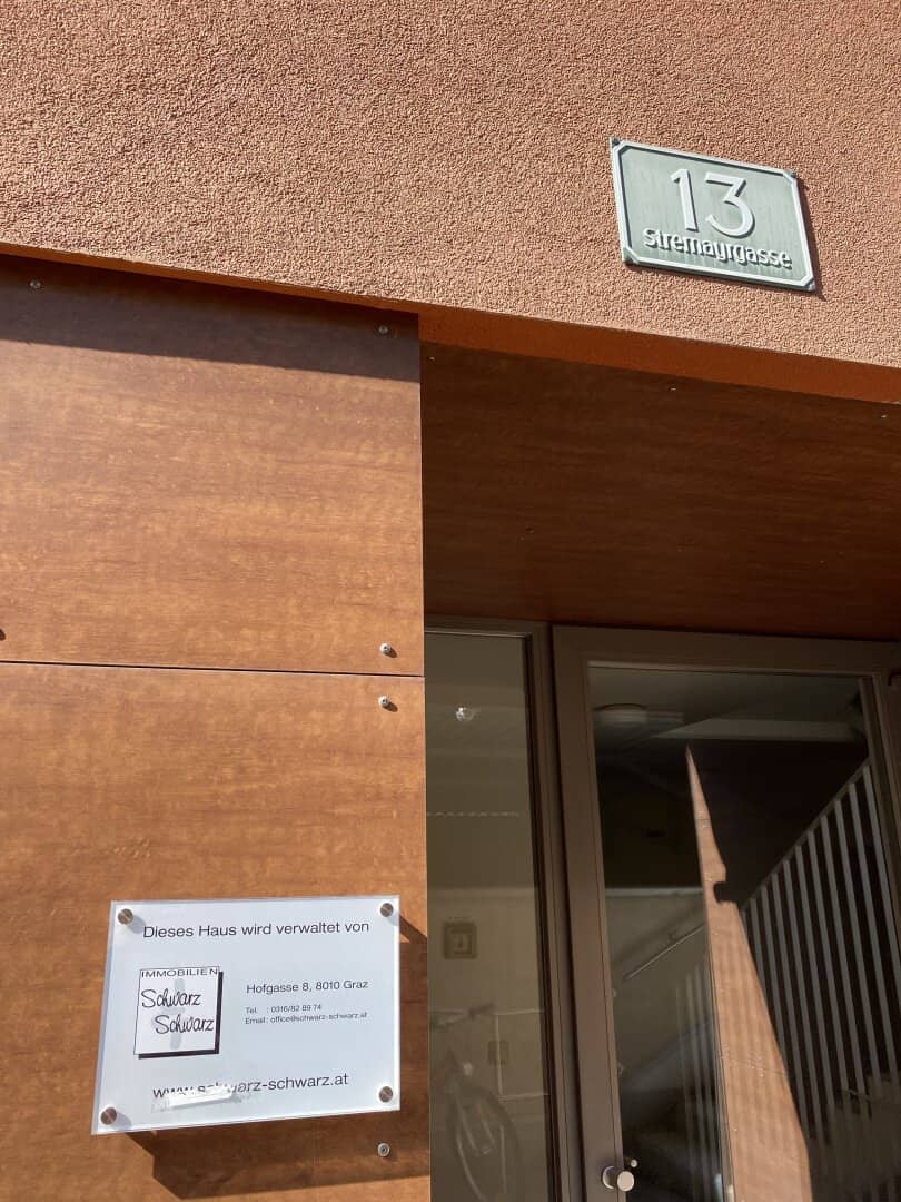 Sicheres Parken in Graz - Miete jetzt eine Garage in zentraler Lage ab € 149,00 neben TU-Graz!