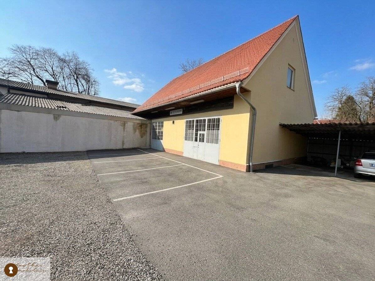 "Flexible Lagerfläche mit Parkplatz in Top-Lage: Ihre Chance in der Andritzer Reichstraße!"