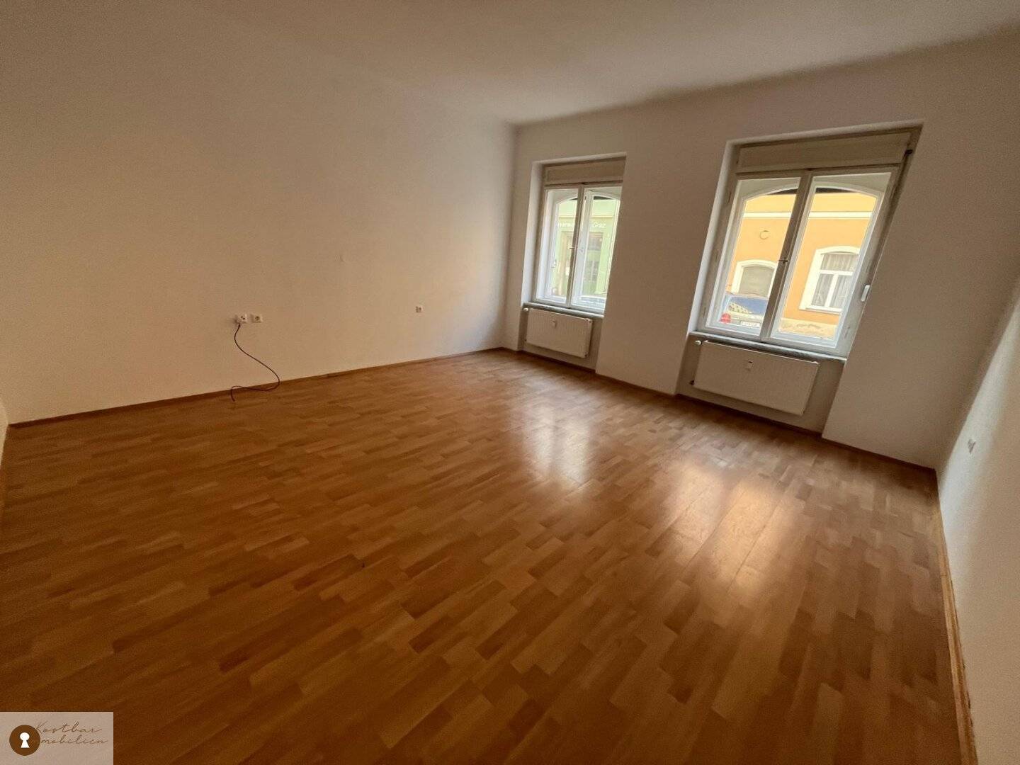 Attraktive Bürofläche mit Balkon in St. Leonhard – Jetzt mieten!