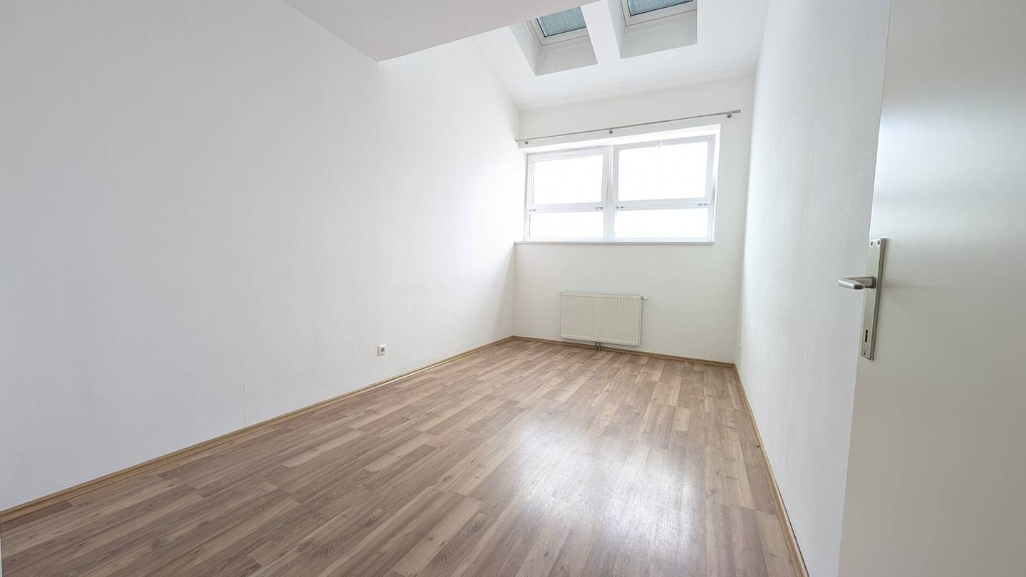 Nice 3-room apartment in the commuter belt of Vienna - 35 public transport minutes to Vienna center