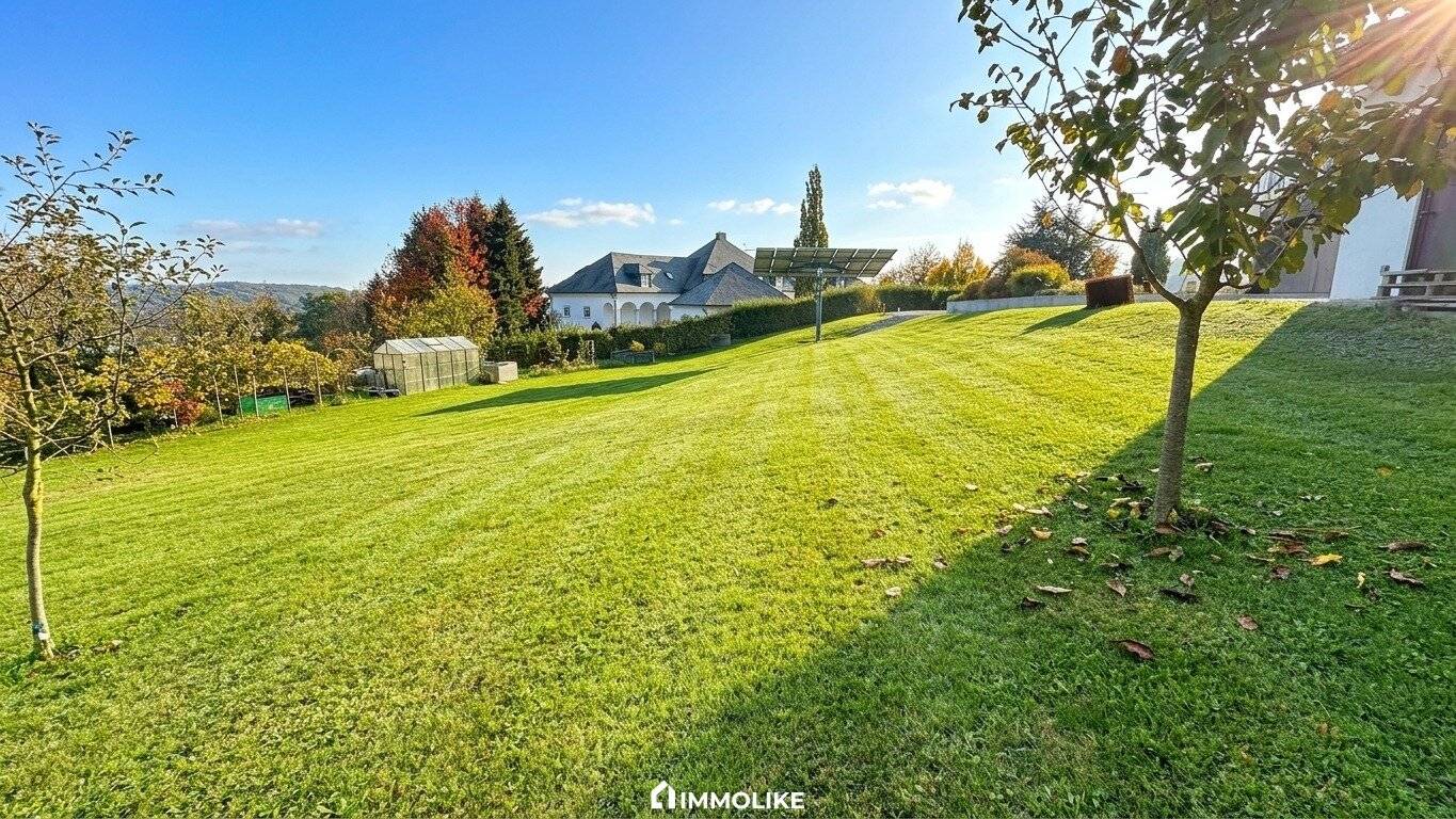 Traumhaftes Baugrundstück in Steyregg – 1.504 m², Panoramablick, teilbar, kein Bauzwang &amp; bereits erschlossen