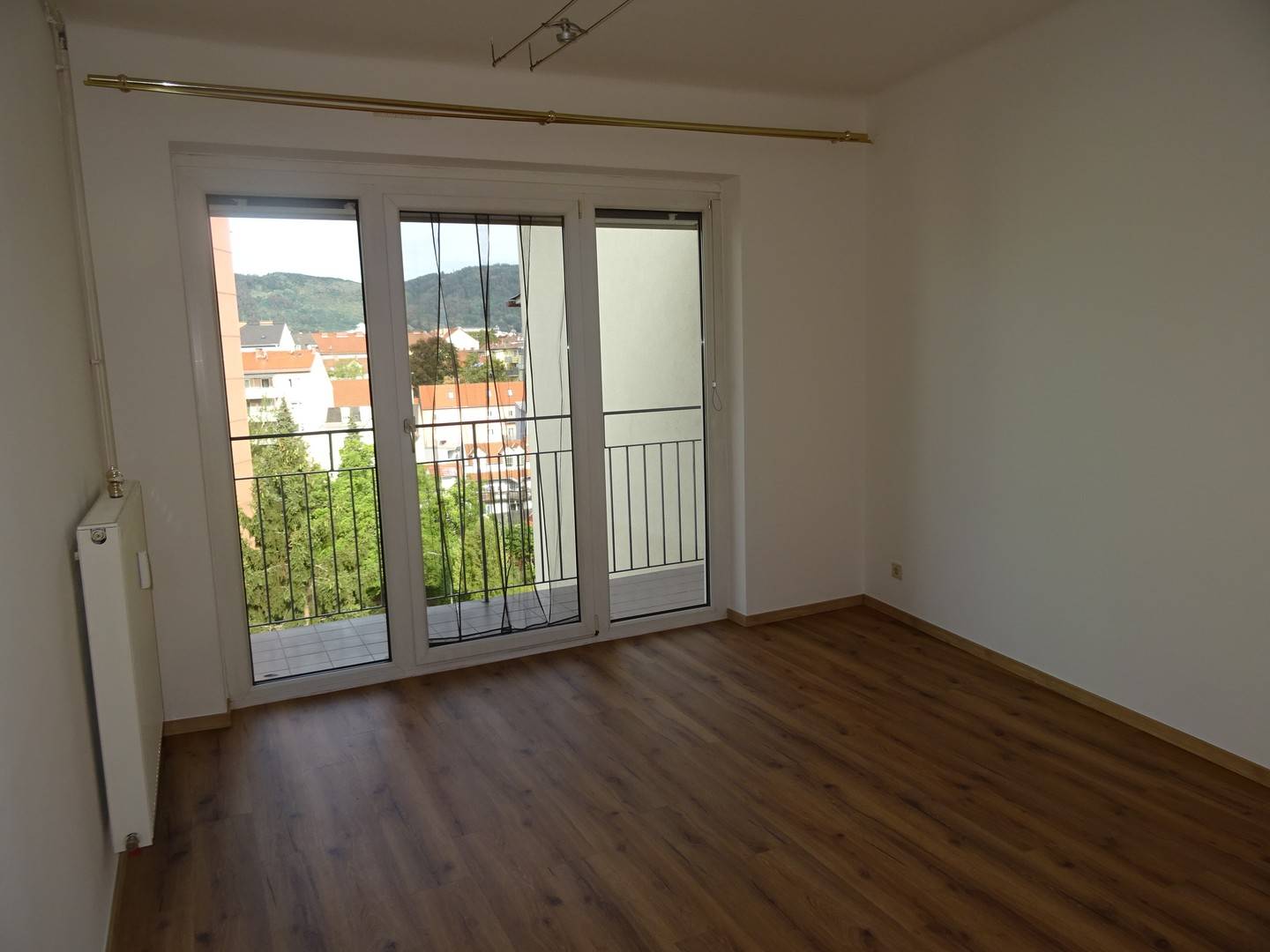 Ruhige hofseitige Wohnung mit Loggia und Lift