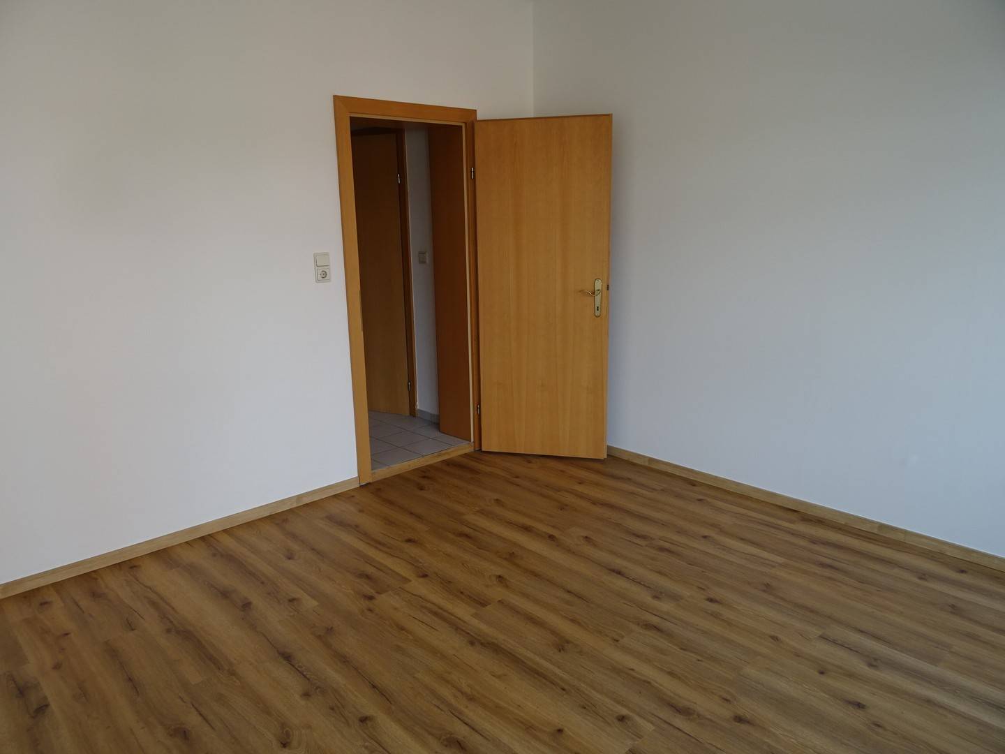 Ruhige hofseitige Wohnung mit Loggia und Lift