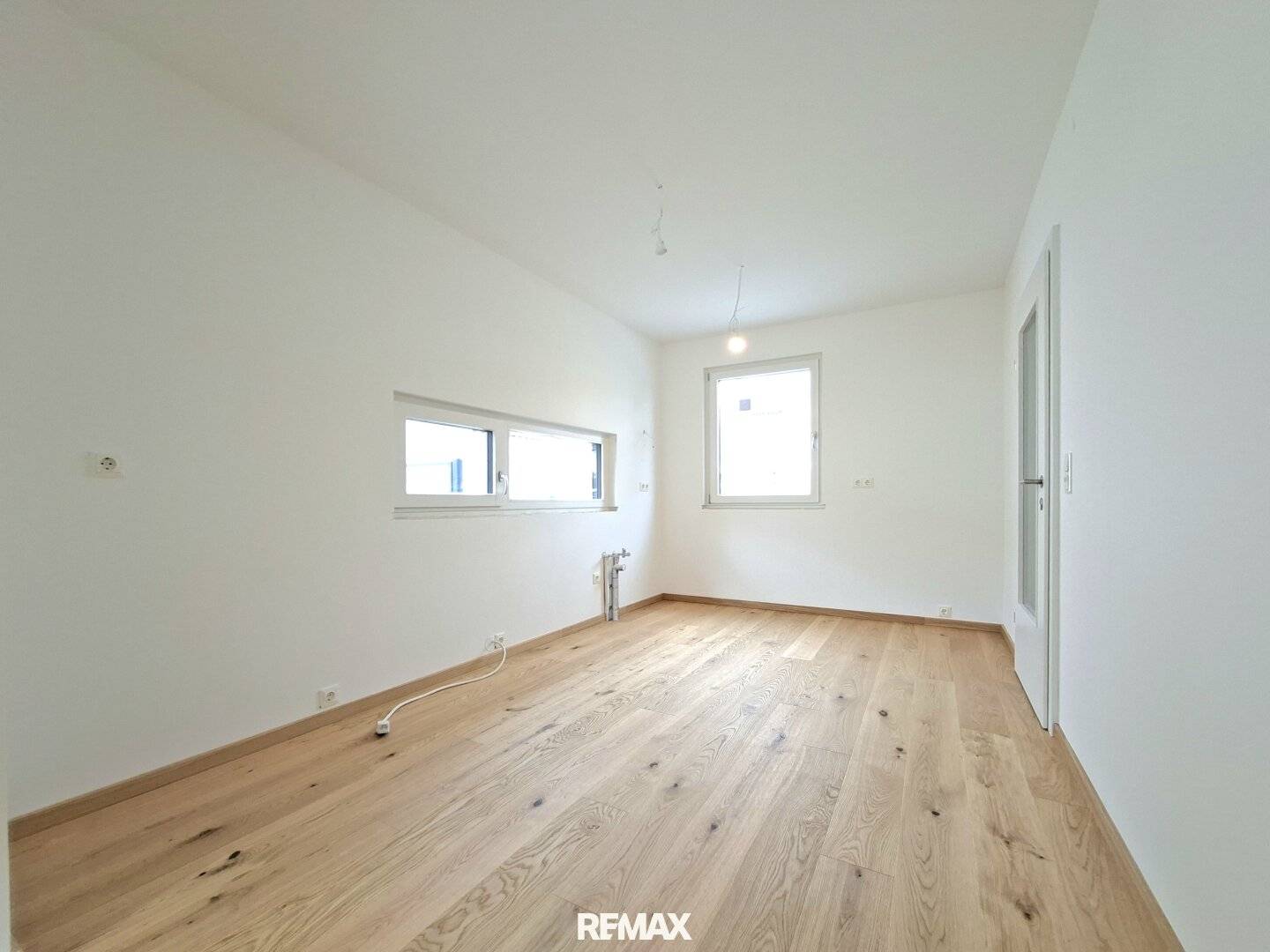 Modern und hochwertig - Einfamilienhaus auf Eigengrund in Essling