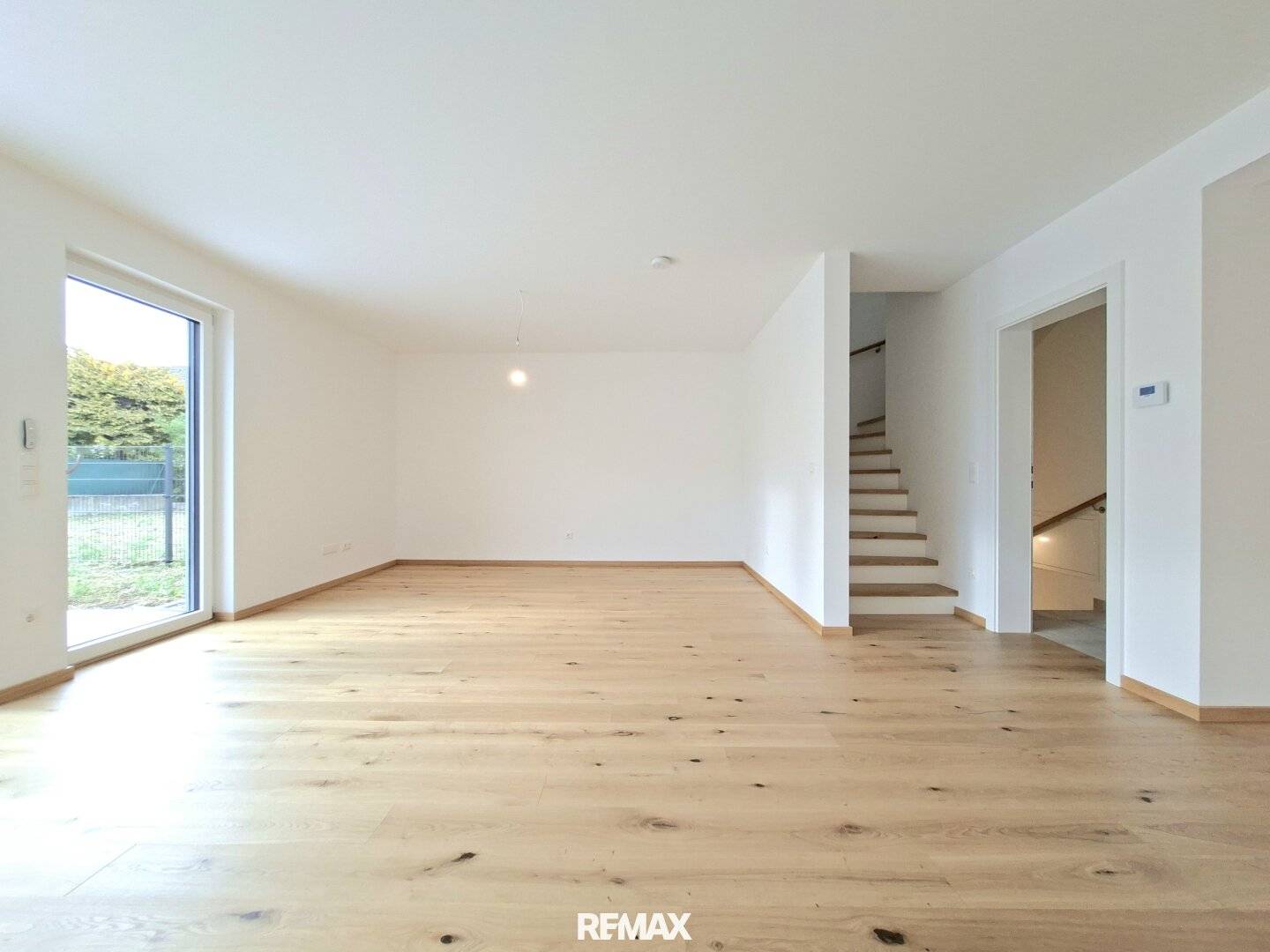 Modern und hochwertig - Einfamilienhaus auf Eigengrund in Essling