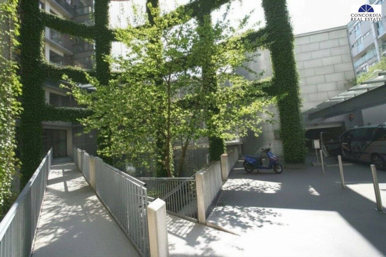 Einzigartige Lagerfläche mit Rampe in Wiener Prachtbau zu mieten