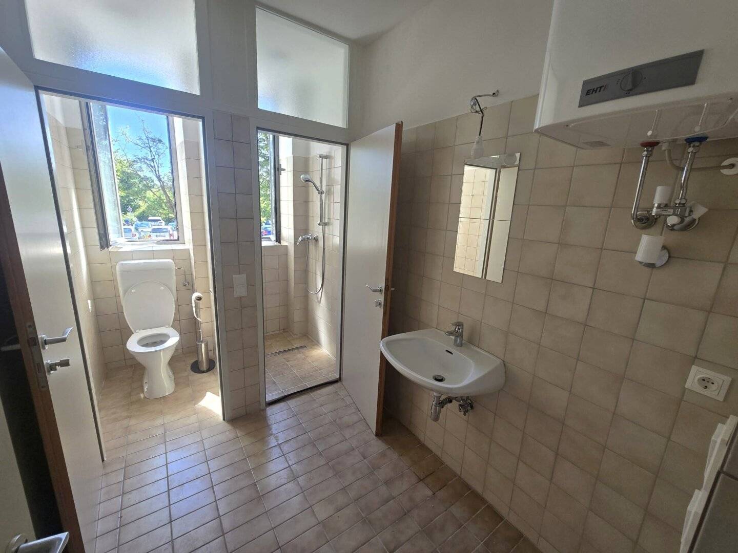 Modern single gem with geothermal heating in the heart of Gmünd