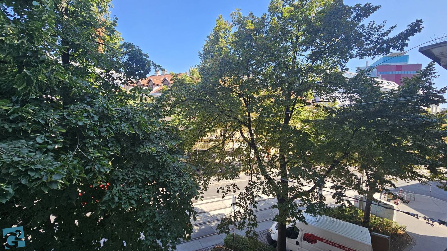 Top equipped 3 room apartment including car parking space Near U1 / Karlsplatz / Naschmarkt