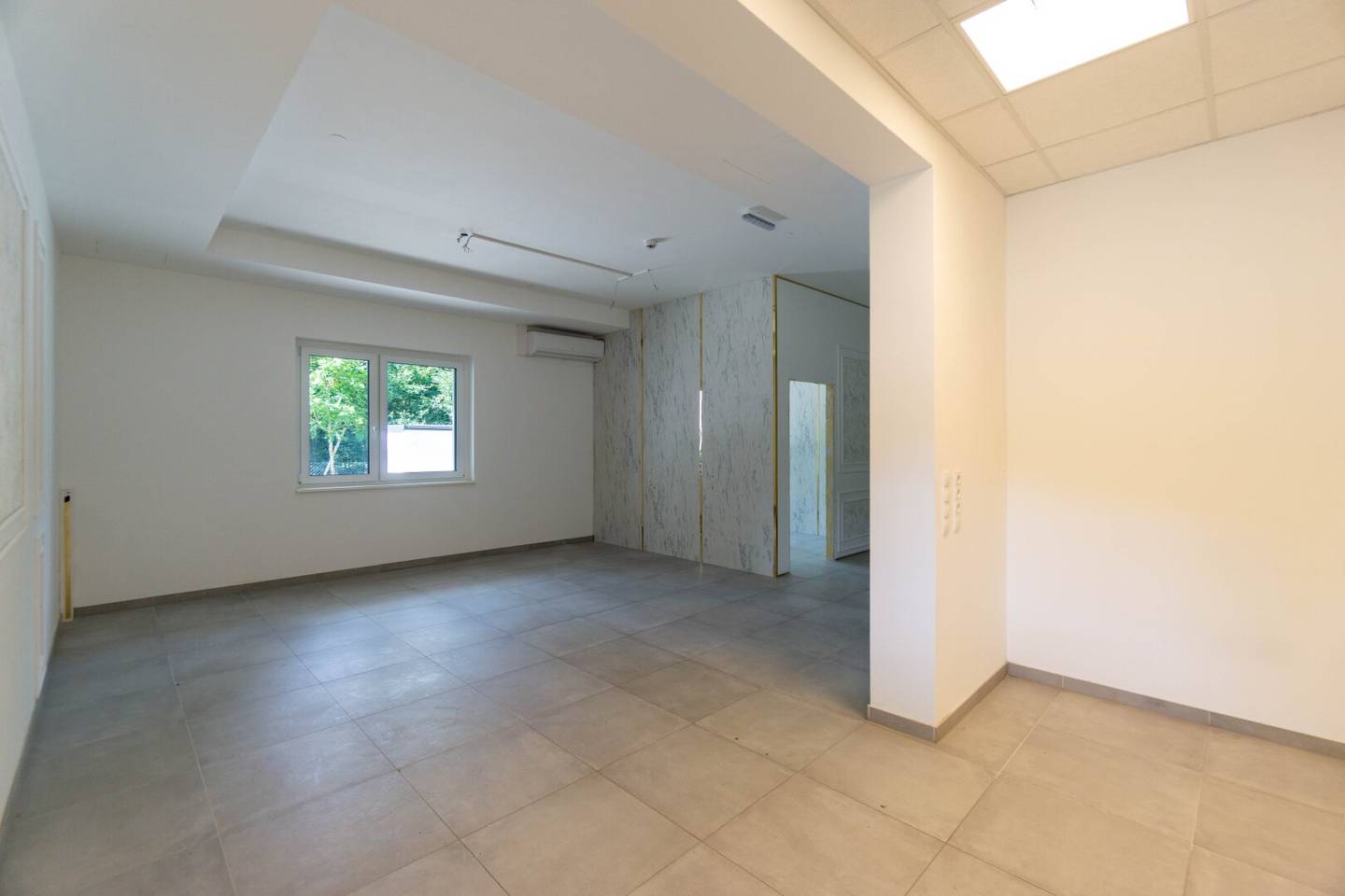 Garden apartment with children's playground in Pressbaum