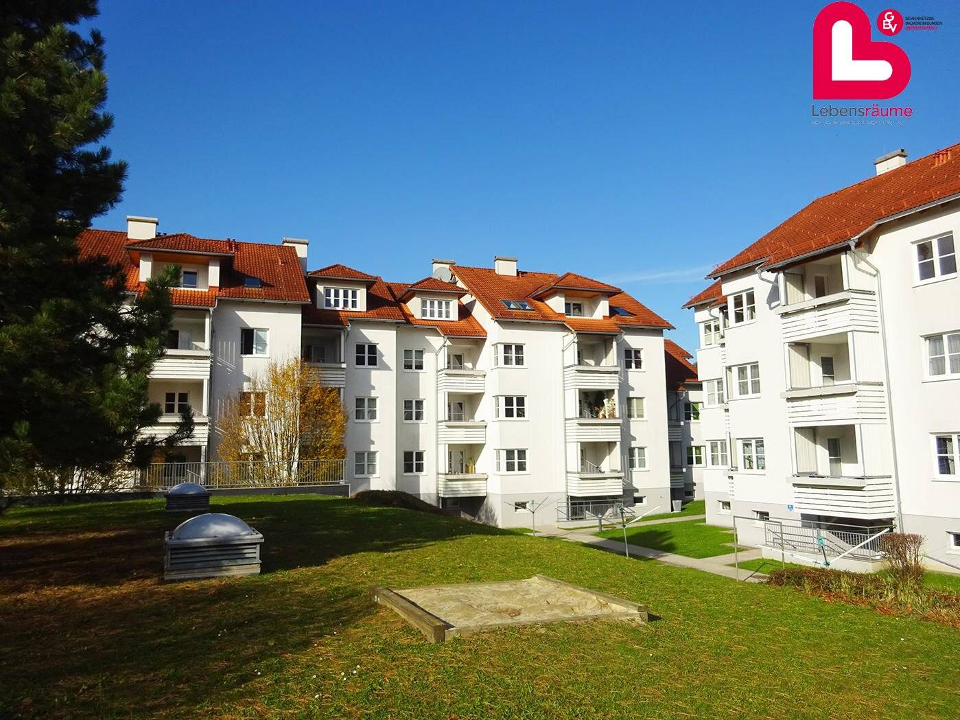 Sonnige 3 Zimmer Wohnung mit Loggia