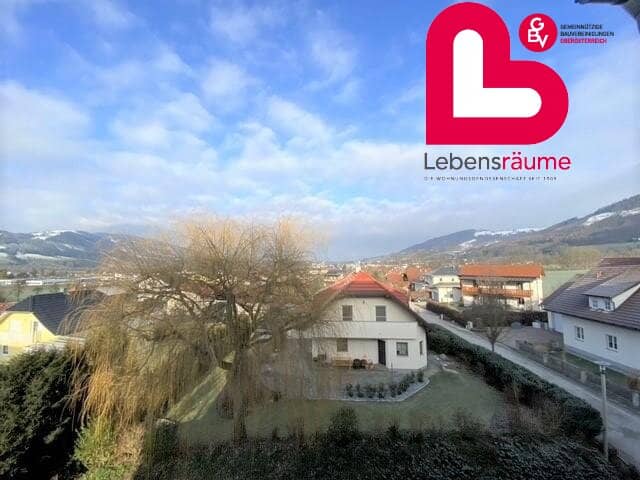Sonnige 3 Zimmer Wohnung mit Loggia