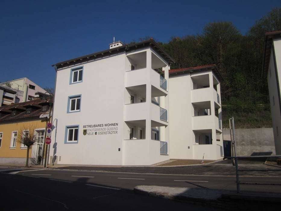 Bright Wohnung with balcony and underfloor heating
