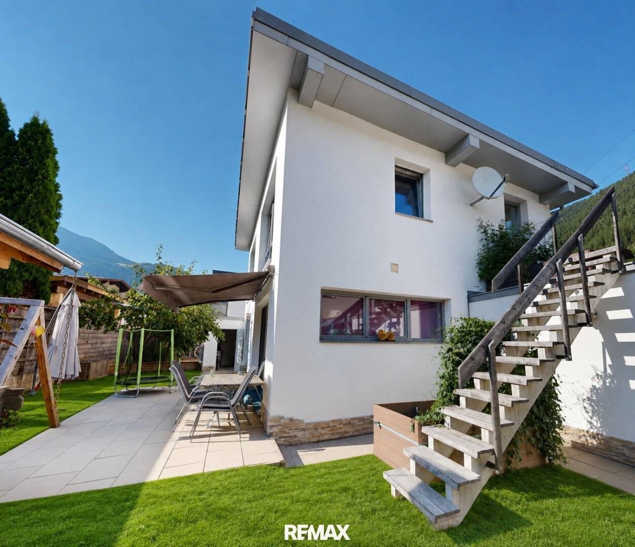 Residential quality in a quiet location – Single family house with garden in Faggen