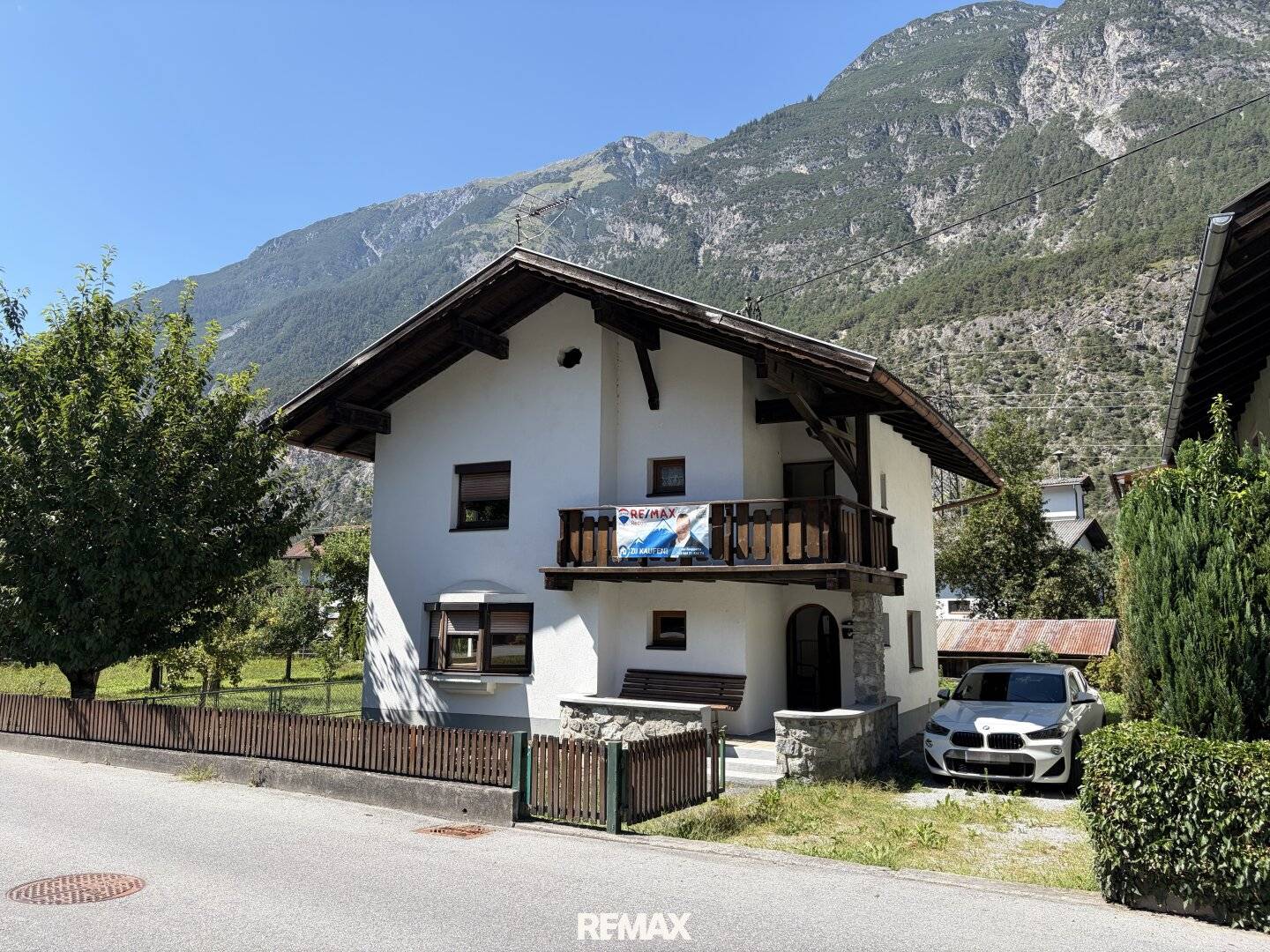Sanierungsbedürftiges Wohnhaus in schöner Lage von Schönwies!