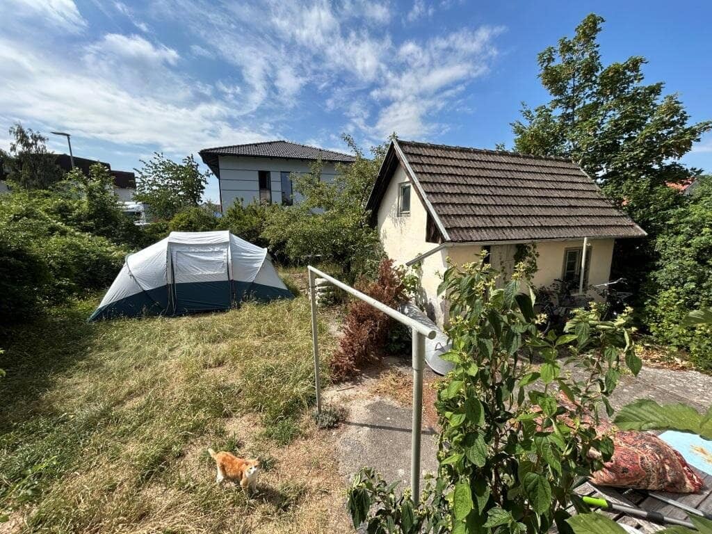 Residential house with 500m² plot in the Waldsiedlung in the Spratzern district