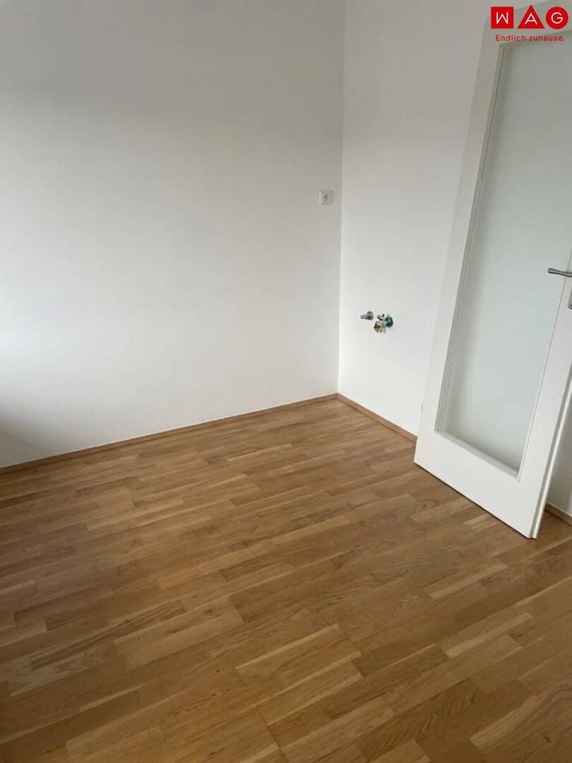 günstige 2 Zimmerwohnung im Erdgeschoss – ruhig und grün wohnen in Ampflwang mit dennoch guter Infrastruktur! Verfügbar ab 01.09.2026!