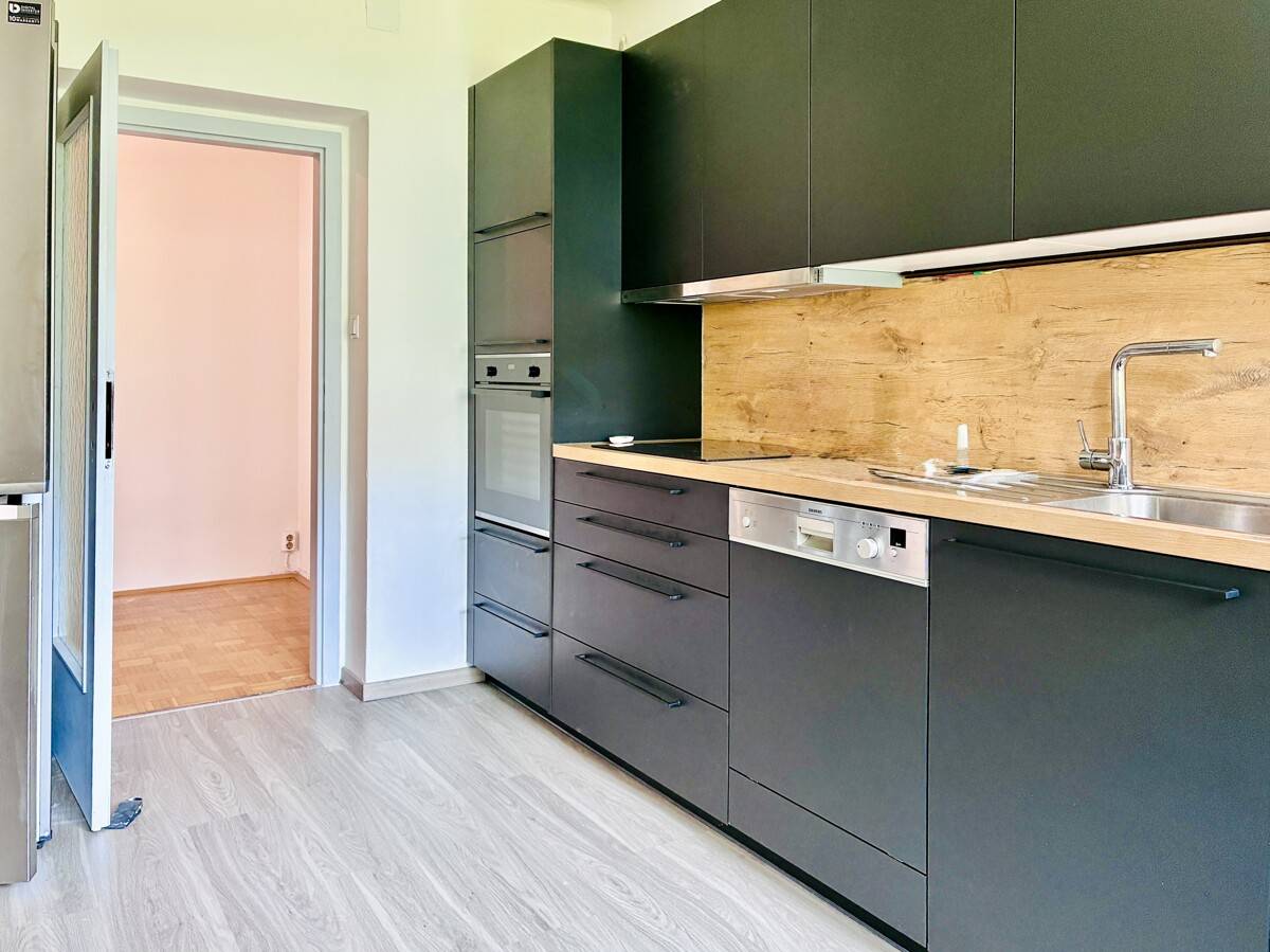Helle Erdgeschosswohnung in zentraler Lage mit Gemeinschaftsgarten