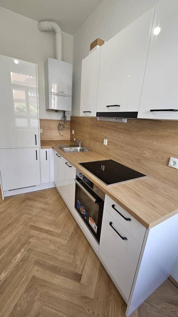 Gersthof/Pötzleinsdorf – neu sanierte, unbefristete Altbau-Kleinwohnung mit Grünblick &amp; Gartenidylle!
