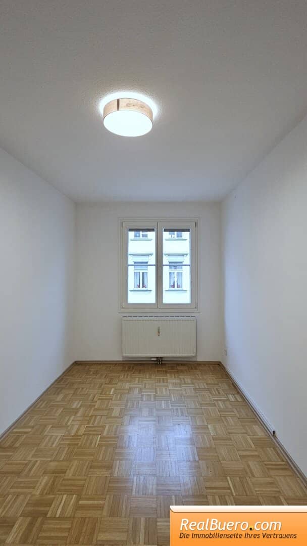 SERVITENVIERTEL: ZENTRAL BEGEHBARE 4 ZIMMERWOHNUNG IN DER SCHUBERTGASSE