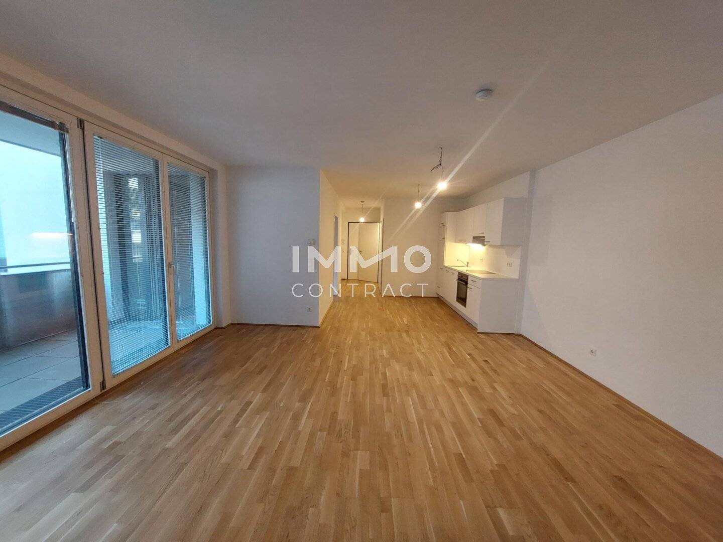 Unbefristet. Moderne, attraktive Wohnung mit großer Loggia  in der Laxenburgerstraße