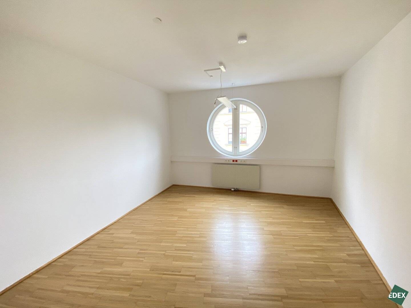 High-quality office or medical practice space in excellent location near Aumannplatz
