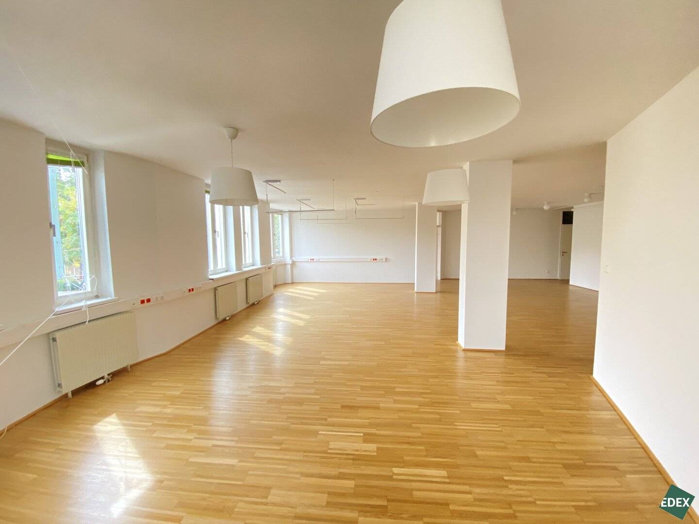 High-quality office or medical practice space in excellent location near Aumannplatz