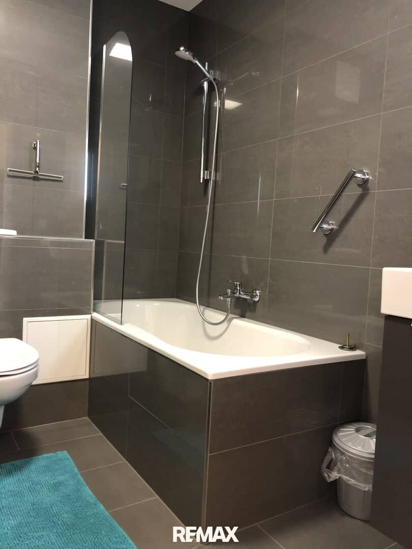 „Neubau Eigentum mit Balkon zum Innenhof in Wien“ Nähe BHF Meidling! Inklusive Garagenplatz und Lift! In begehrter Lage bei der Fußgängerzone Meidlinger Hauptstraße, ca. 31 m².