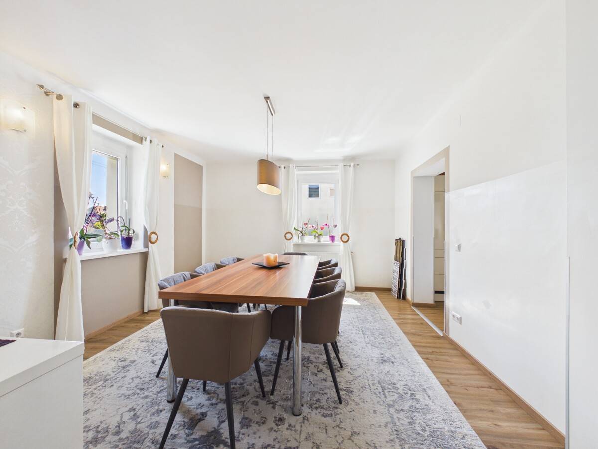 Renovated family apartment with pool and heat pump
