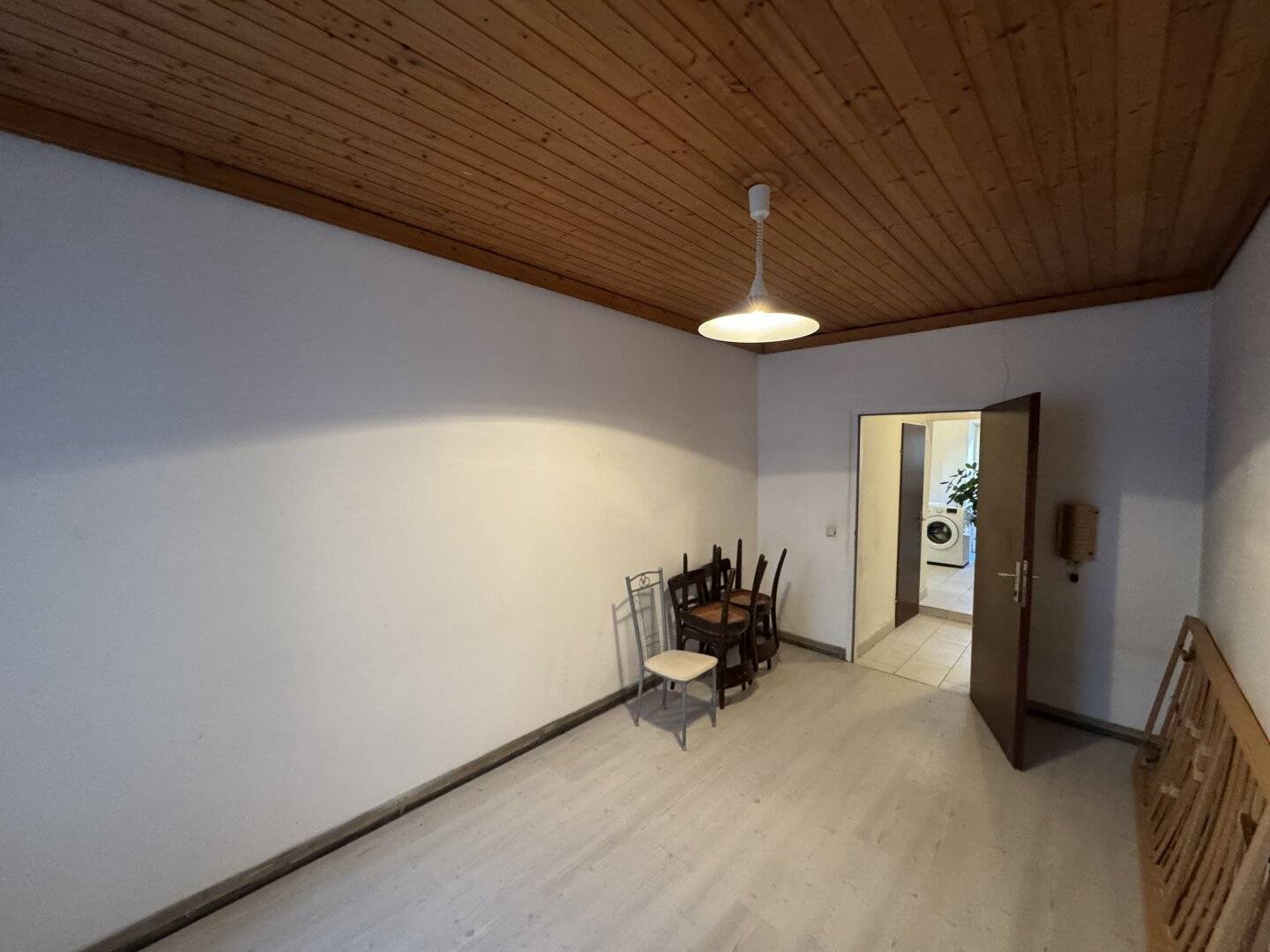 WG Zimmer in Top-Lage nahe Westbahnhof &amp; Mariahilfer Straße - ideal für Studenten und Pendler