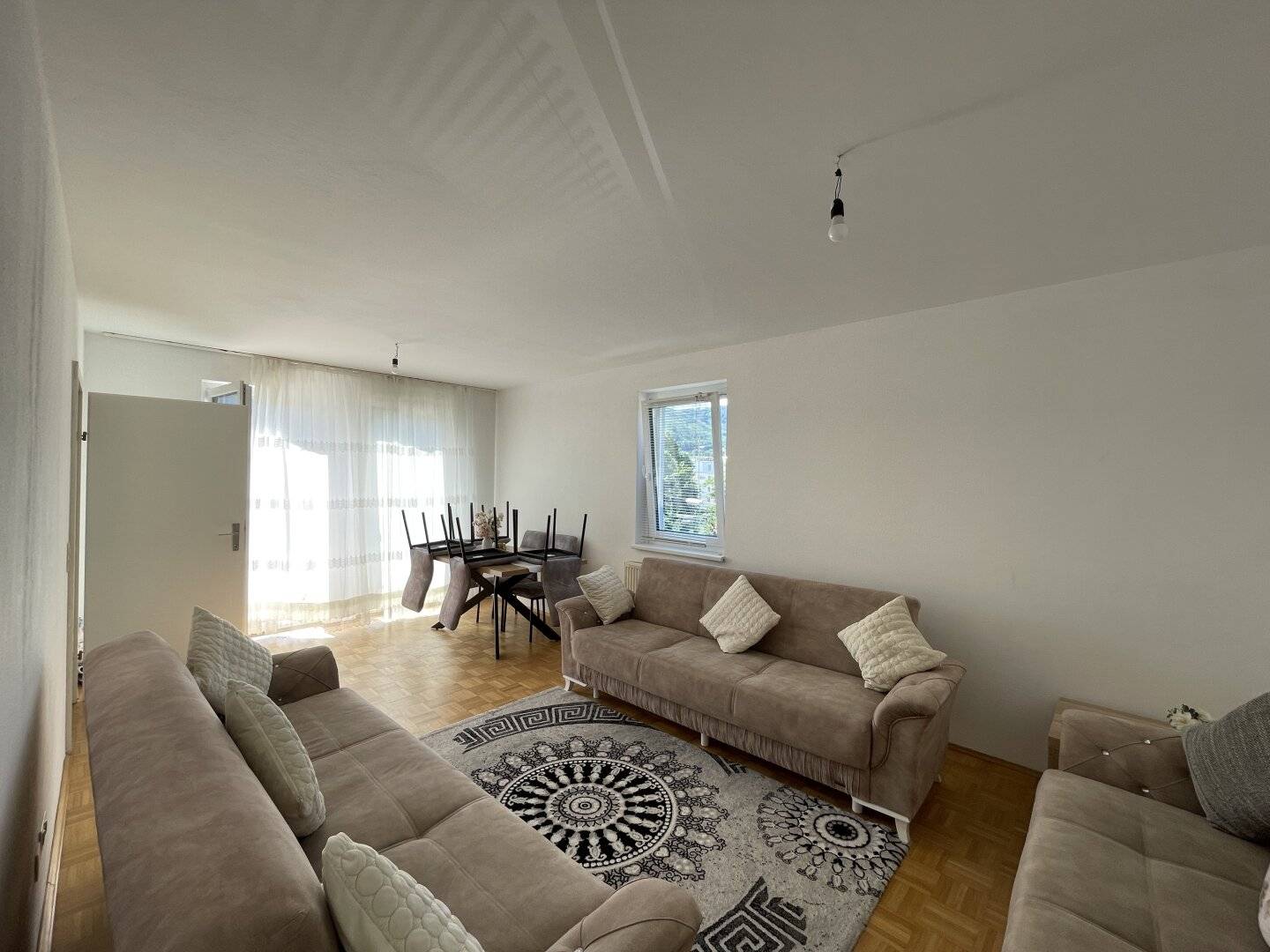 Vermietete 3-Zimmerwohnung mit Balkon zu verkaufen