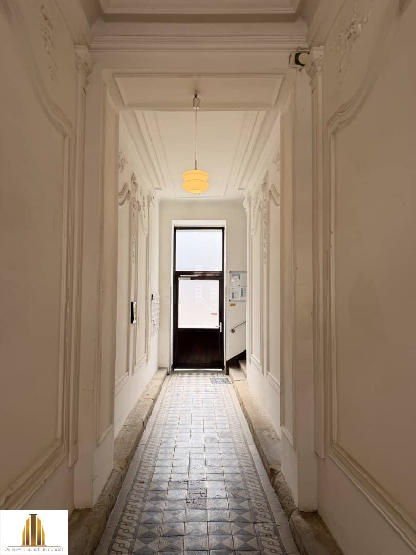 Prime location! Bright studio in need of renovation on the 3rd floor