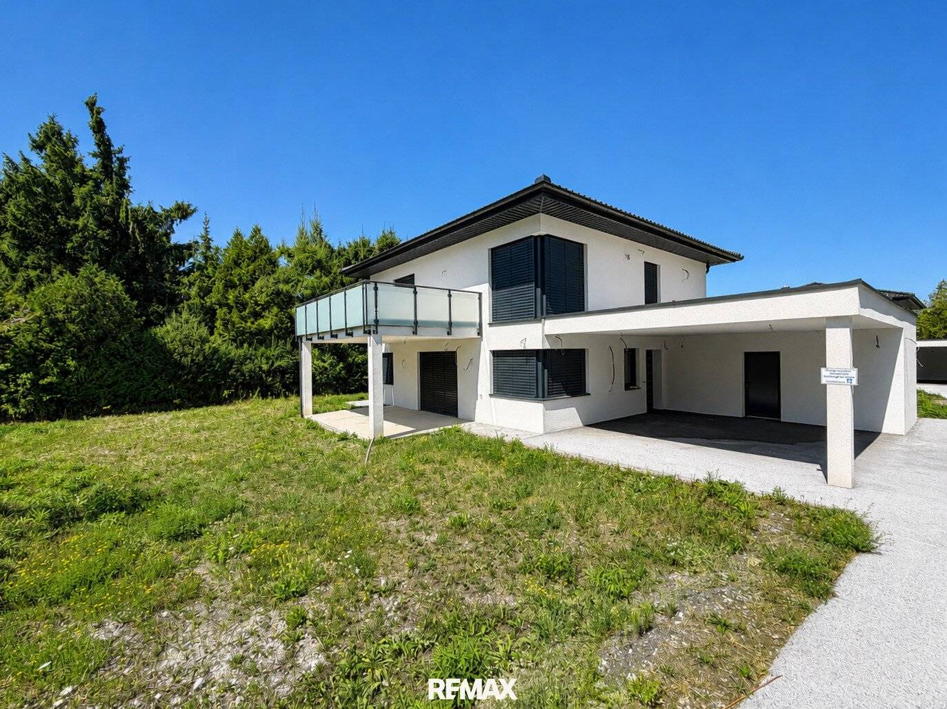 Modern family living: Like-new single-family house with plenty of space in Ferlach