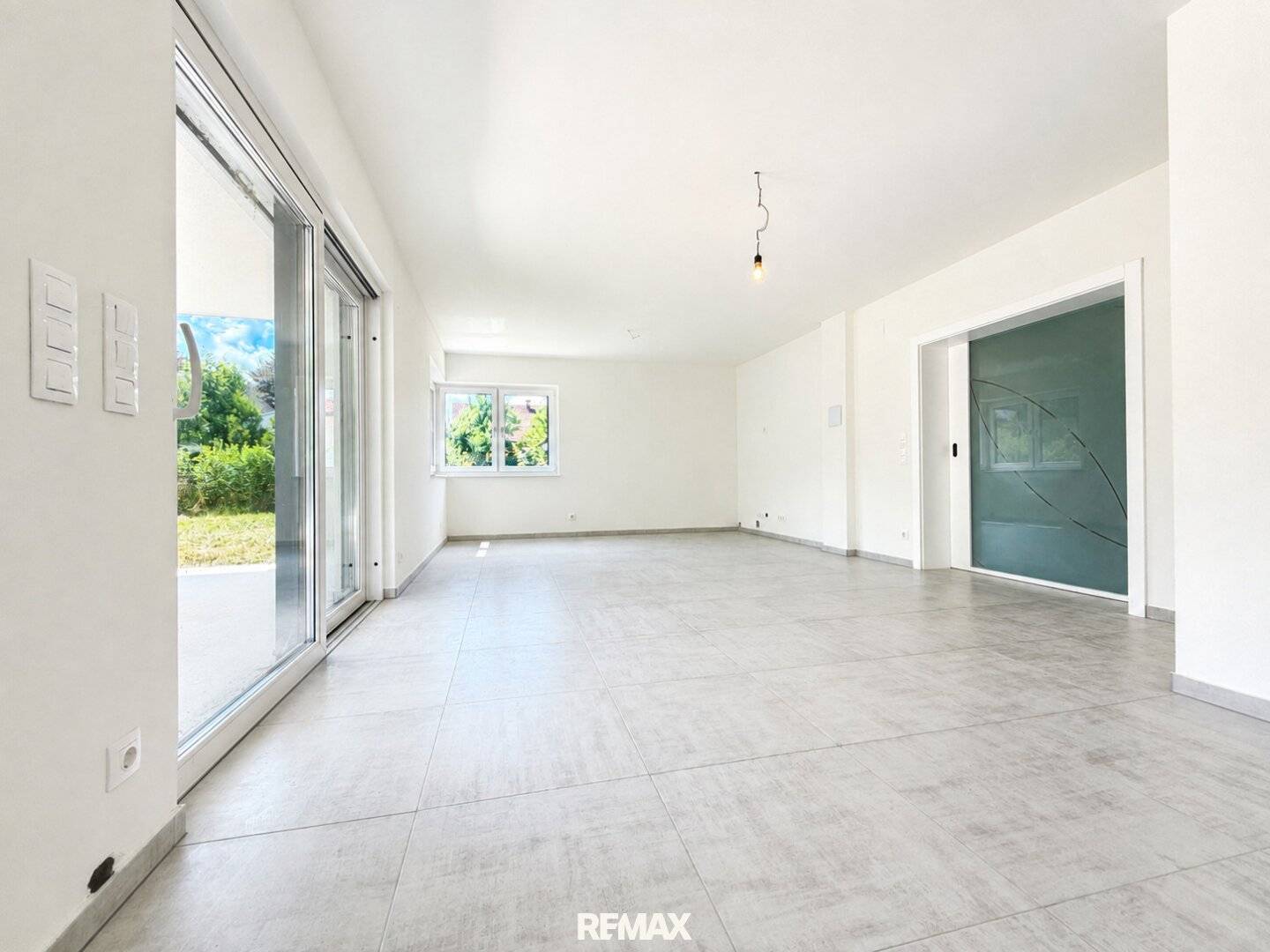 Modern family living: Like-new single-family house with plenty of space in Ferlach