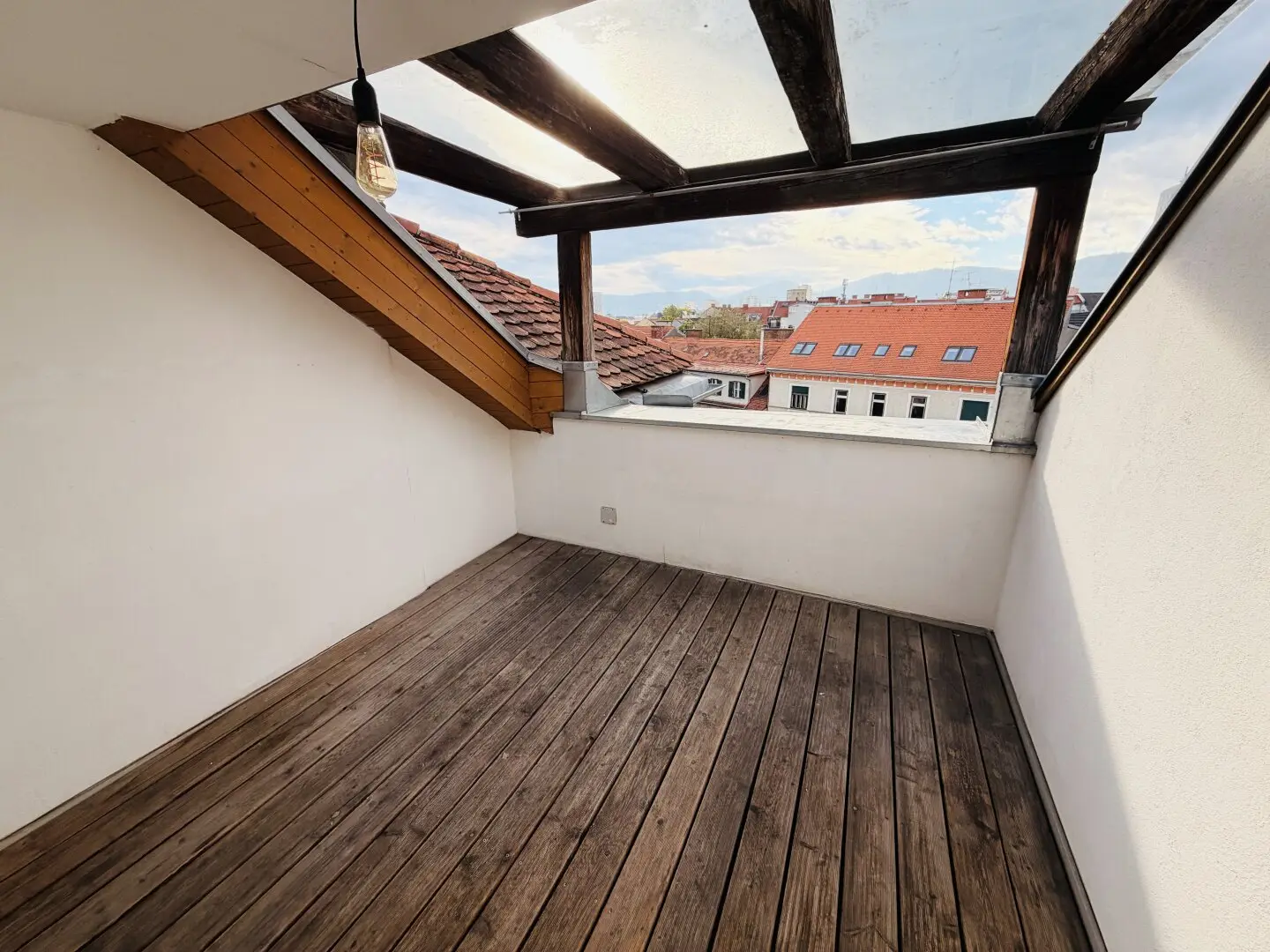 Dachgeschosswohnung in 8020 Graz zu mieten – Ihr neues Zuhause!