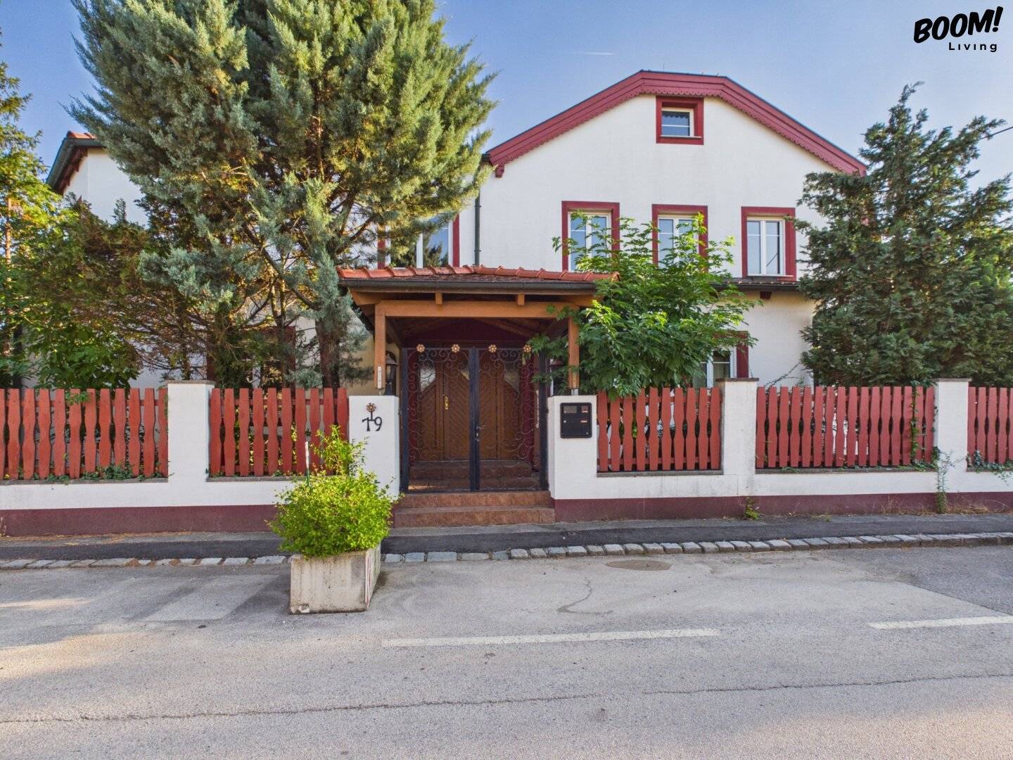 Spacious villa on almost 1,000 m² – a rare opportunity in Leopoldsdorf