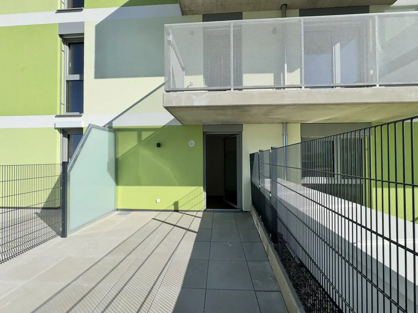 Erstbezug mit traumhafter Terrasse - zu Fuß zur Alten Donau und dem Donauzentrum
