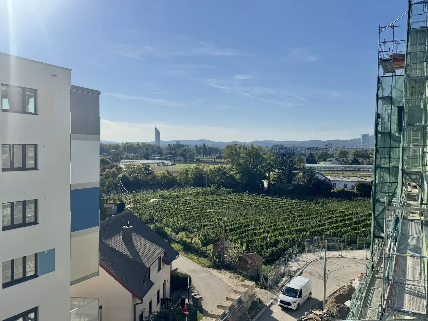 3-room with view of greenery within walking distance to the Alte Donau and the Donauzentrum