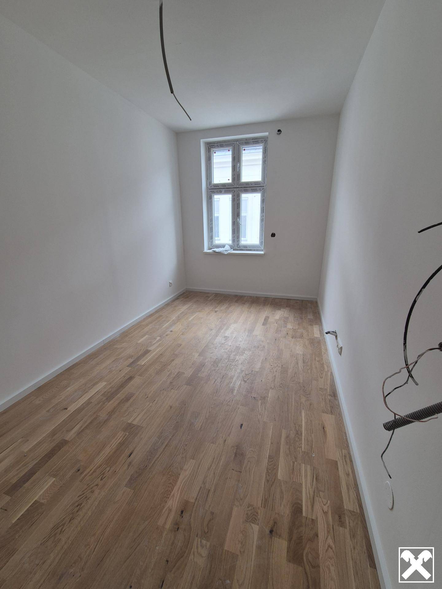 Modernisierte Wohnung mit Balkon nahe Schlosspark
