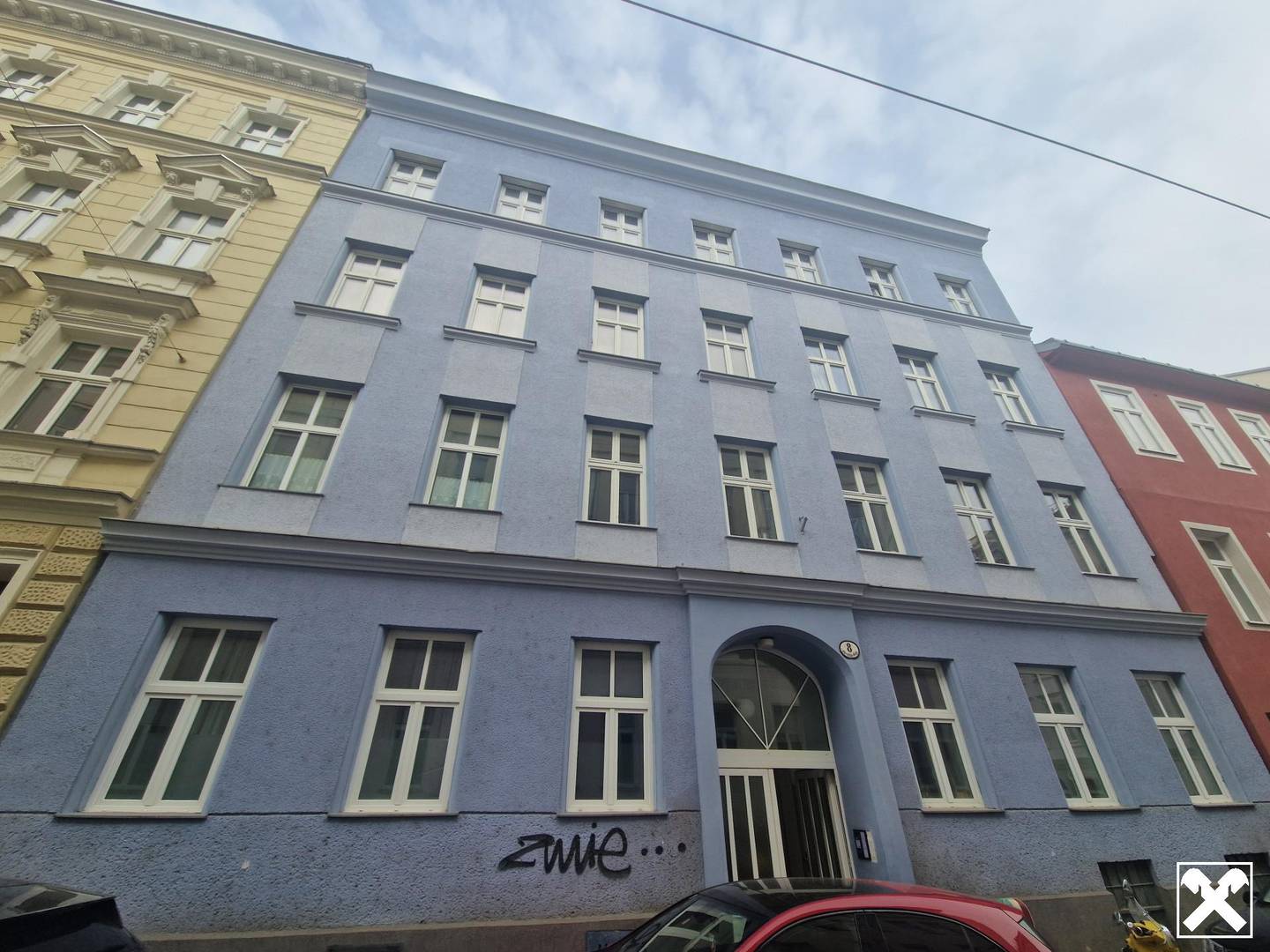 Modernisierte Wohnung mit Balkon nahe Schlosspark