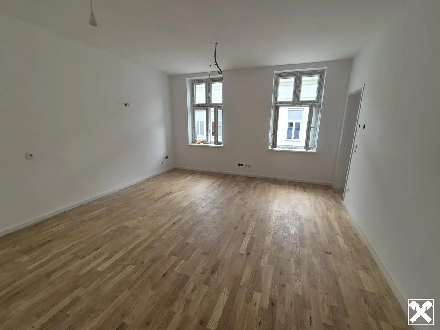 Modernisierte Wohnung nahe U4 Station und Park