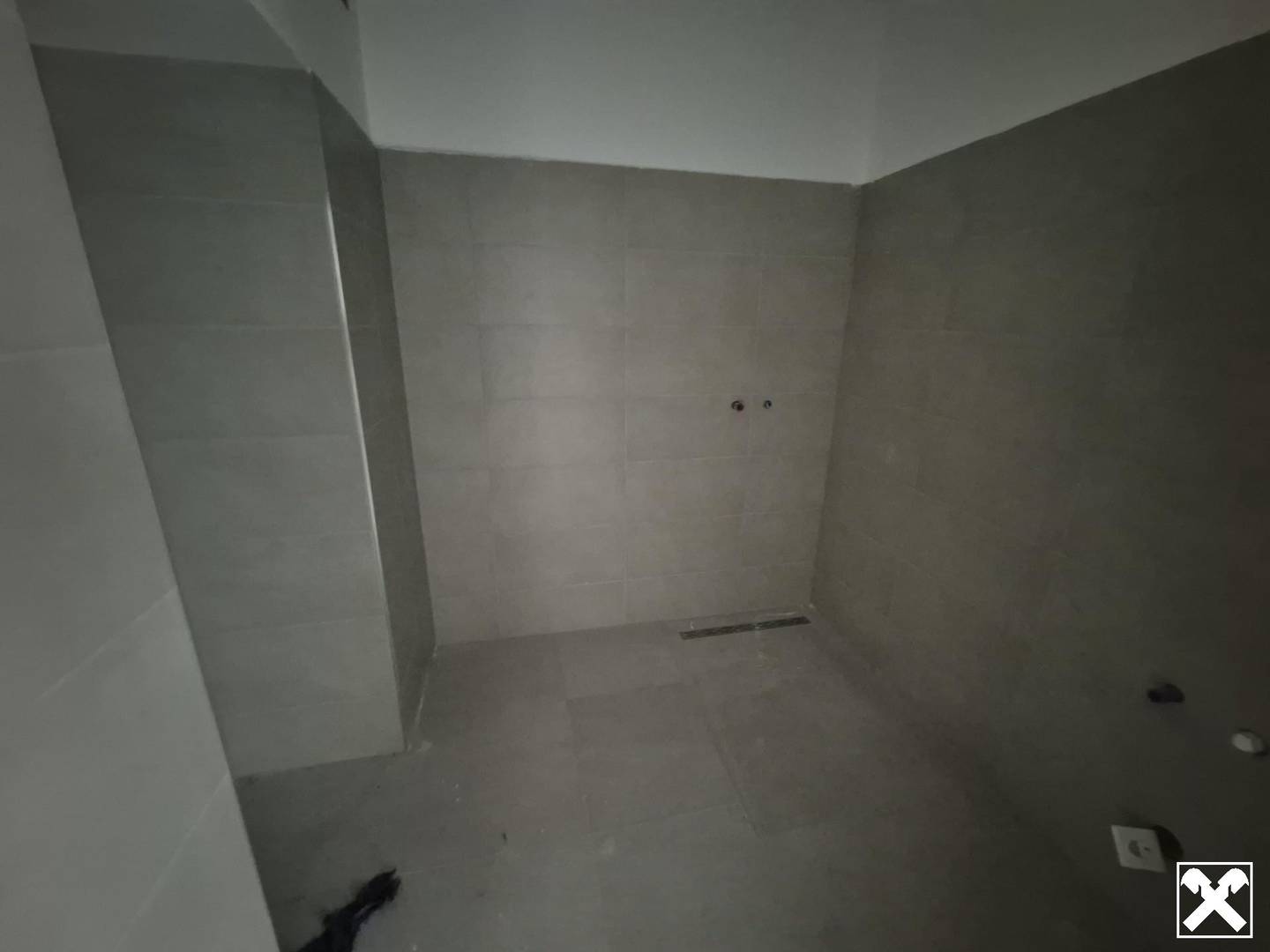 Modernisierte Wohnung nahe U4 Station und Park